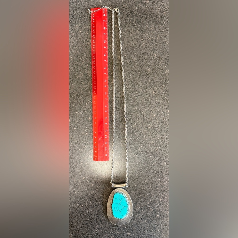 Vintage Southwestern Silver Large Oval Turquoise Rope Cowgirl Necklace